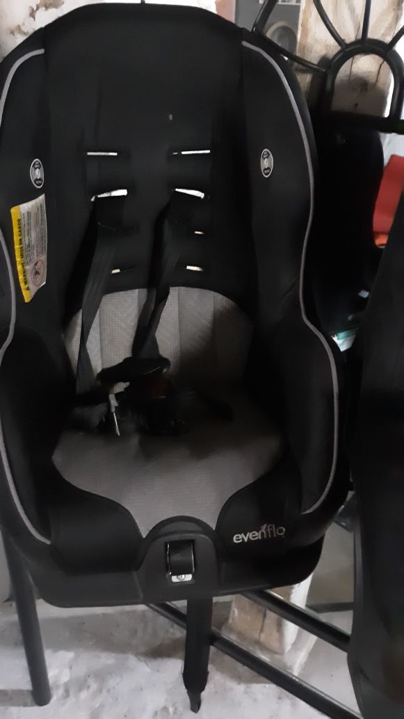Car seats ,stroller and toilet