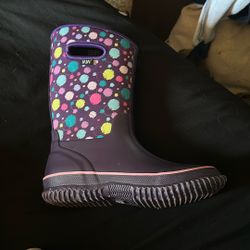 Girls Bog Style Boots Size  3