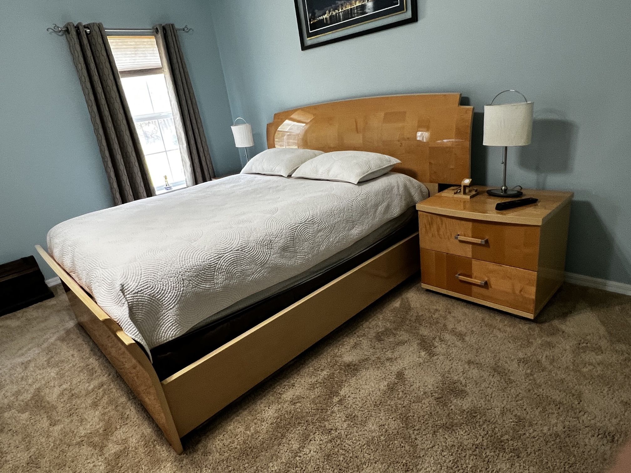 (7) Piece Bedroom Furniture, Made in Italy, High Gloss Lacquer Finish in Blonde color. Dresser, mirror, two side bed rails, bed foot board, bed head