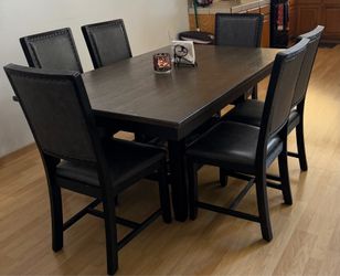 Kitchen table