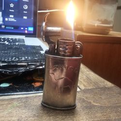 / vintage camel lighter