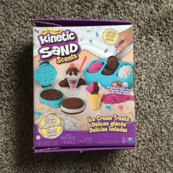 Kinetic Sand Scents Ice Cream