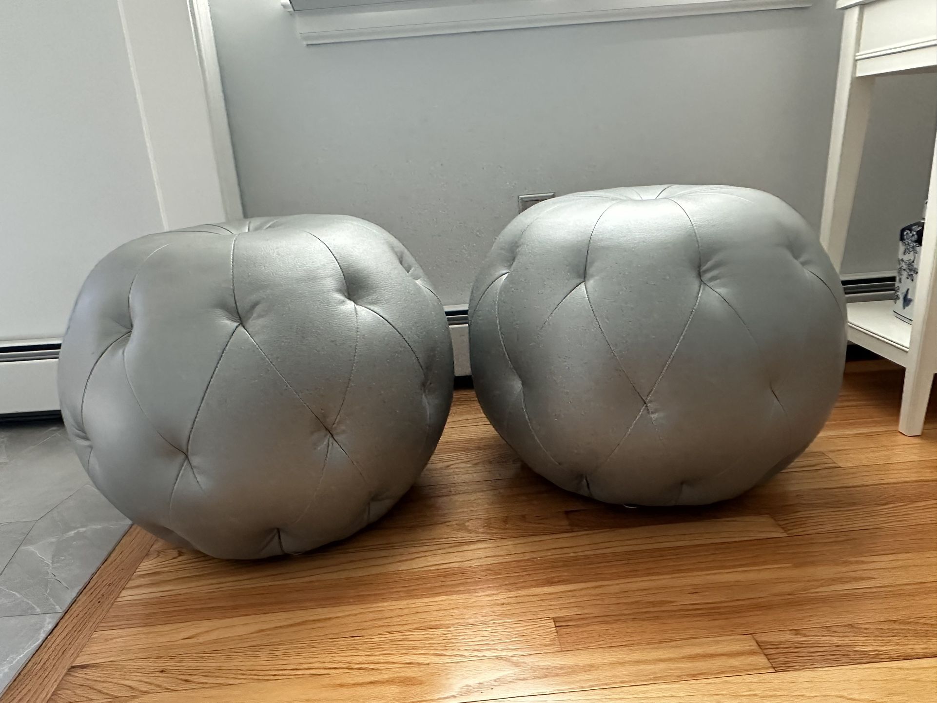 Round Ottoman set of 2 