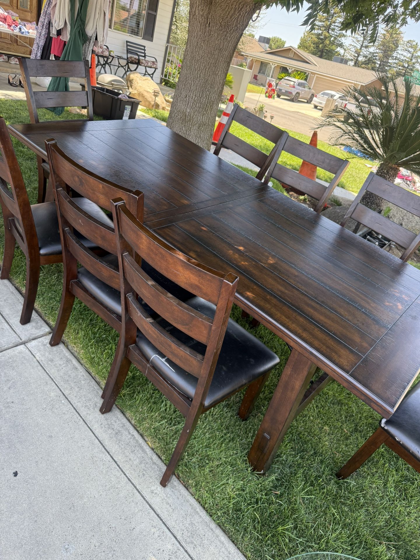 Dinning Table 8 Chairs