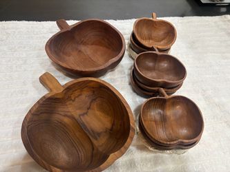 🌿 Vintage Hand-Carved Teak Salad Bowl Set