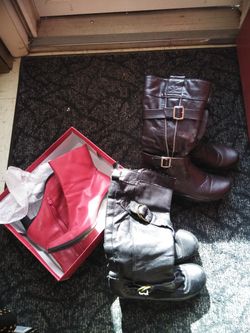 BOOTS size 8