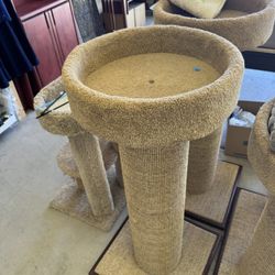 Cat scratching post