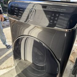Samsung Washer  – 90% New