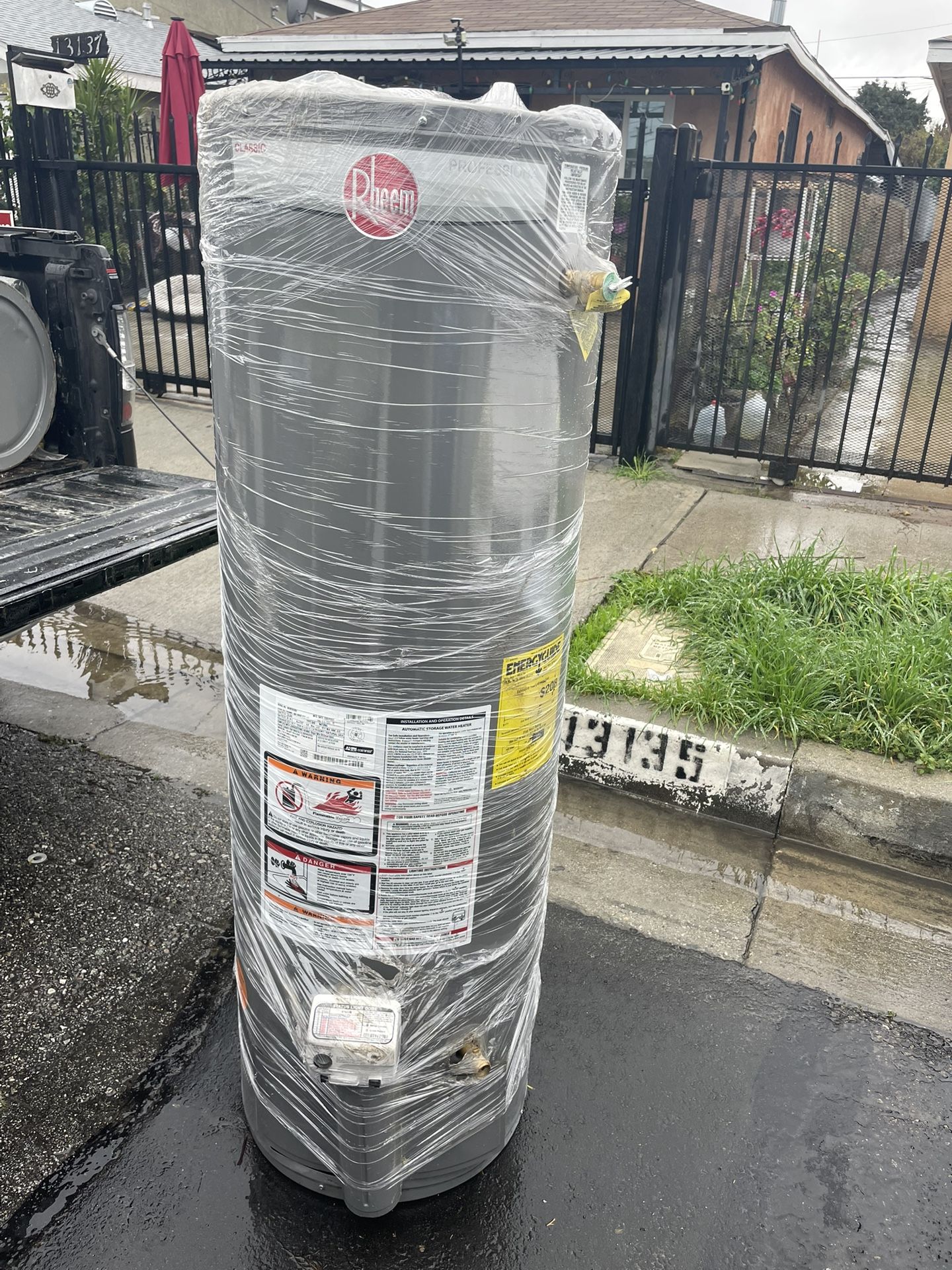 Water Heaters 30-40-50 Gallons