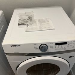 Brand New Washer And Dryer ! It Came With The New Home 