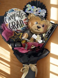 Graduation balloon Boquets