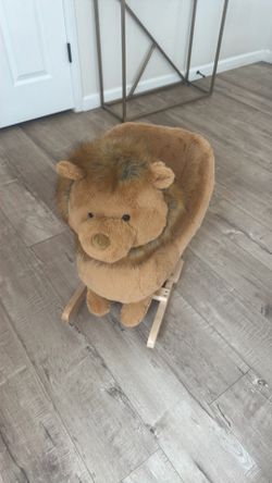 Rocking Lion