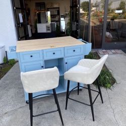 Sale! Sale!! $85.00 for 2!!! New Set of 2 In Box Velvet Fabric 26" Kitchen Counter Height Bar Stools (White or Grey)