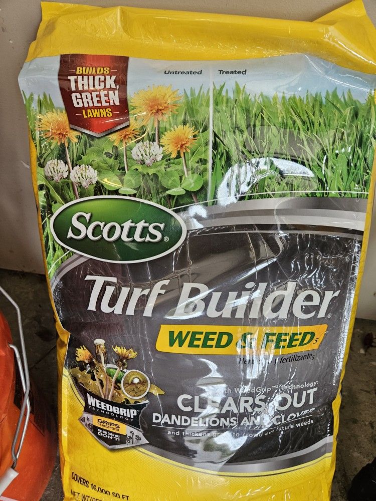SCOTTS WEED AND FEED
