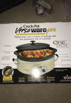 Crockpot Stoneware Slow Cooker NEW- Versaware Rival With