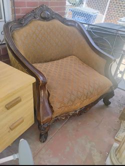 Free couch