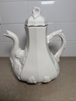 Vintage Red Cliff White Ironstone Coffee Teapot Paneled Grape Leaf Flawless