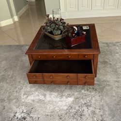 Coffee Table 38 X 38