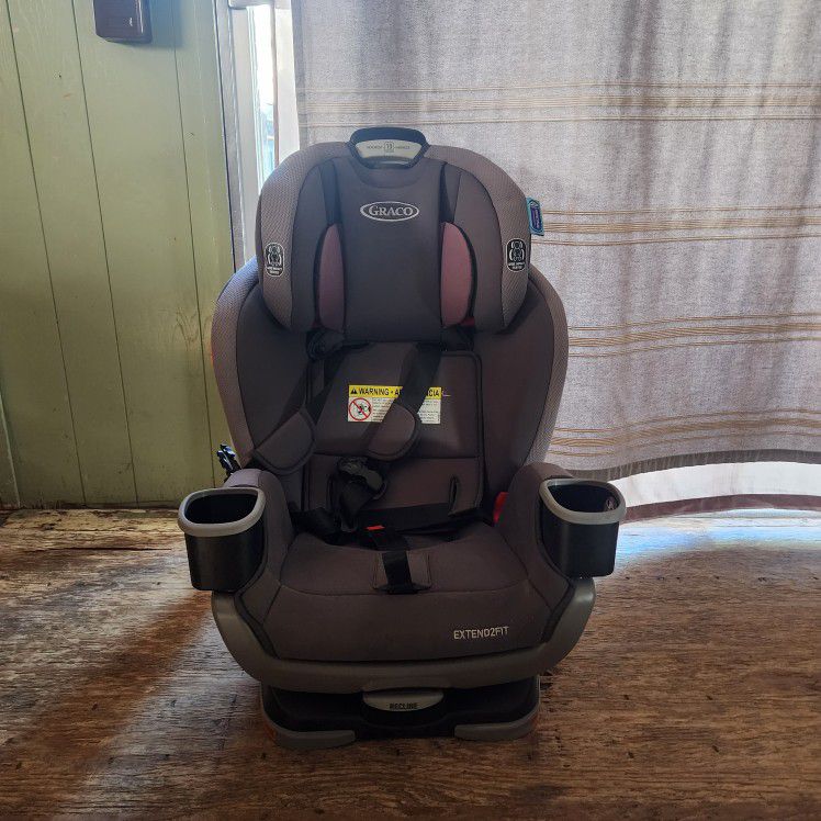 Extend2Fit® 3-in-1 Car Seat