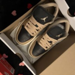 Dr Martens Black And Jordan’s Black And Brown 