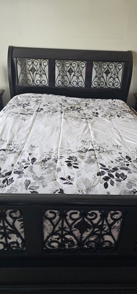Bedframe