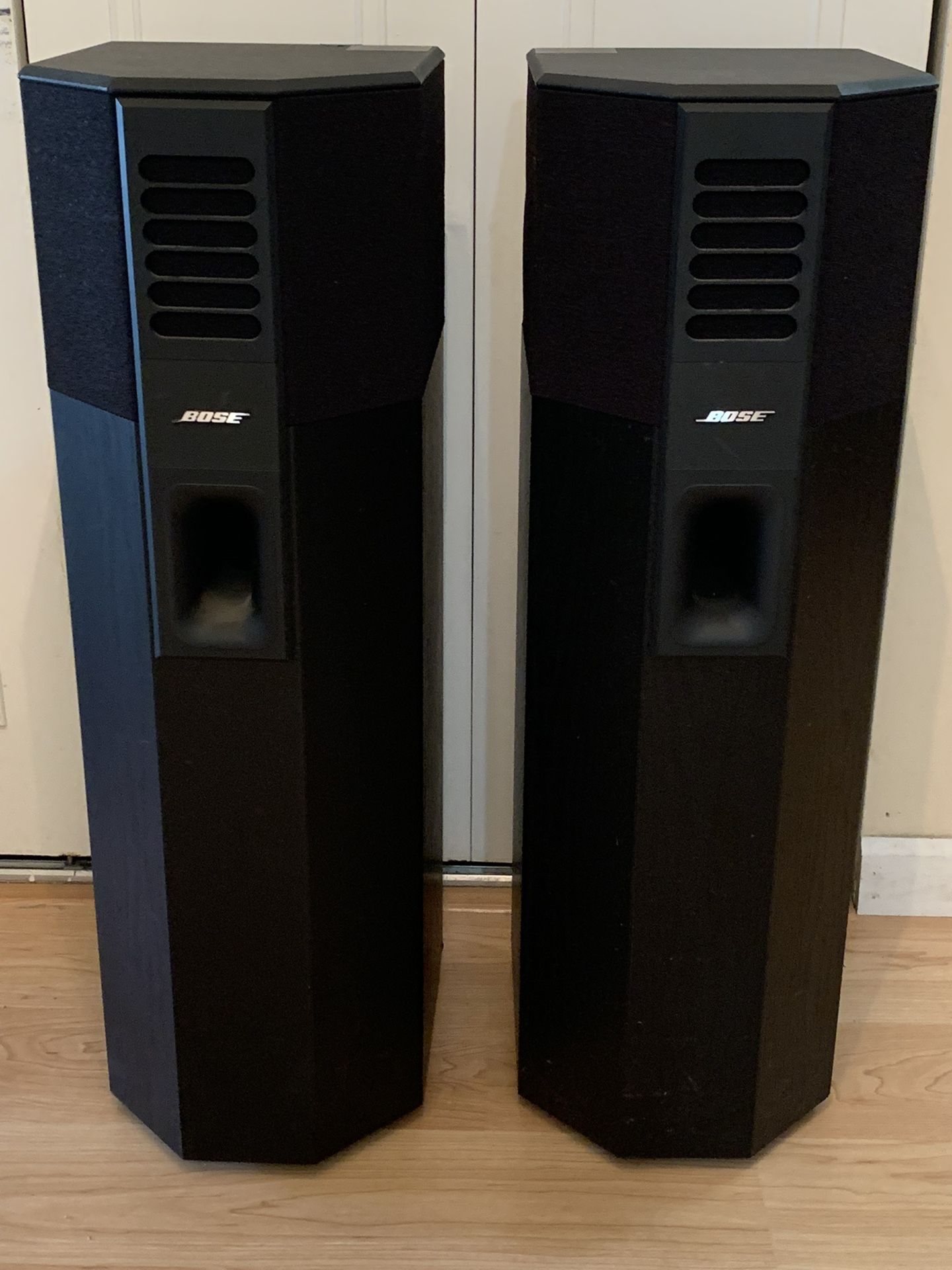Bose 701 Direct/Reflecting Speakers Black
