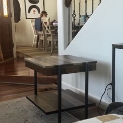Bostweil End Table