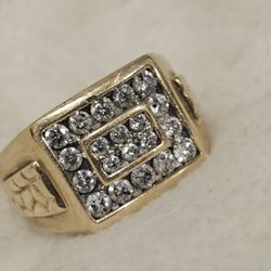 Mens Diamond Gold Ring