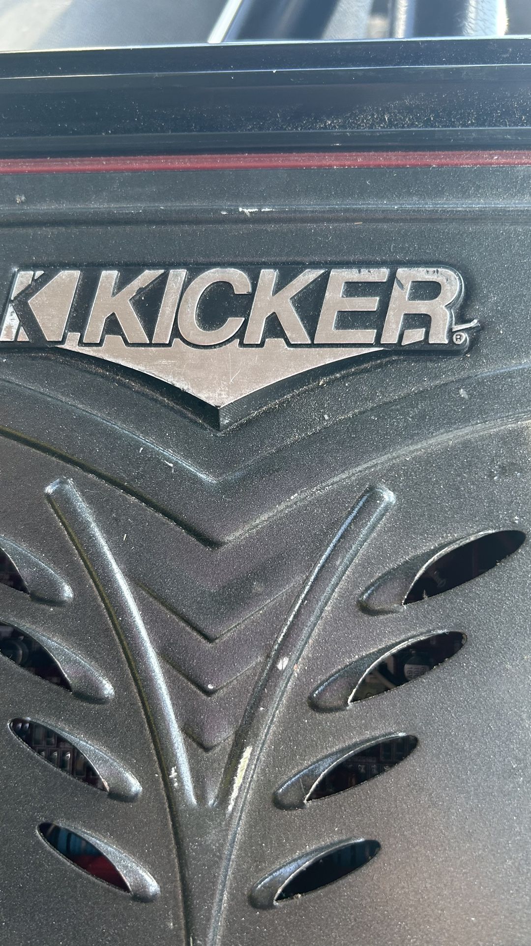 Kicker ZX700.5 5-Channel Car Amp