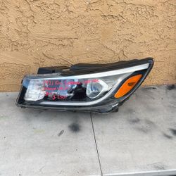 Headlight Kia Sedona Used 19-21 