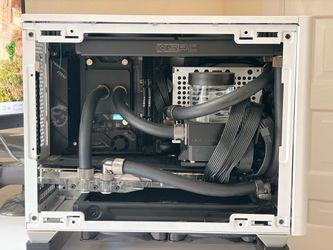Watercooled SFF Gaming PC