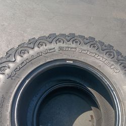 2 llantas Lt 35 X 12.50 R17 Rolling Big Power Repulsor M/T