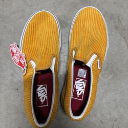 New Vans Size 7 In Women’s 