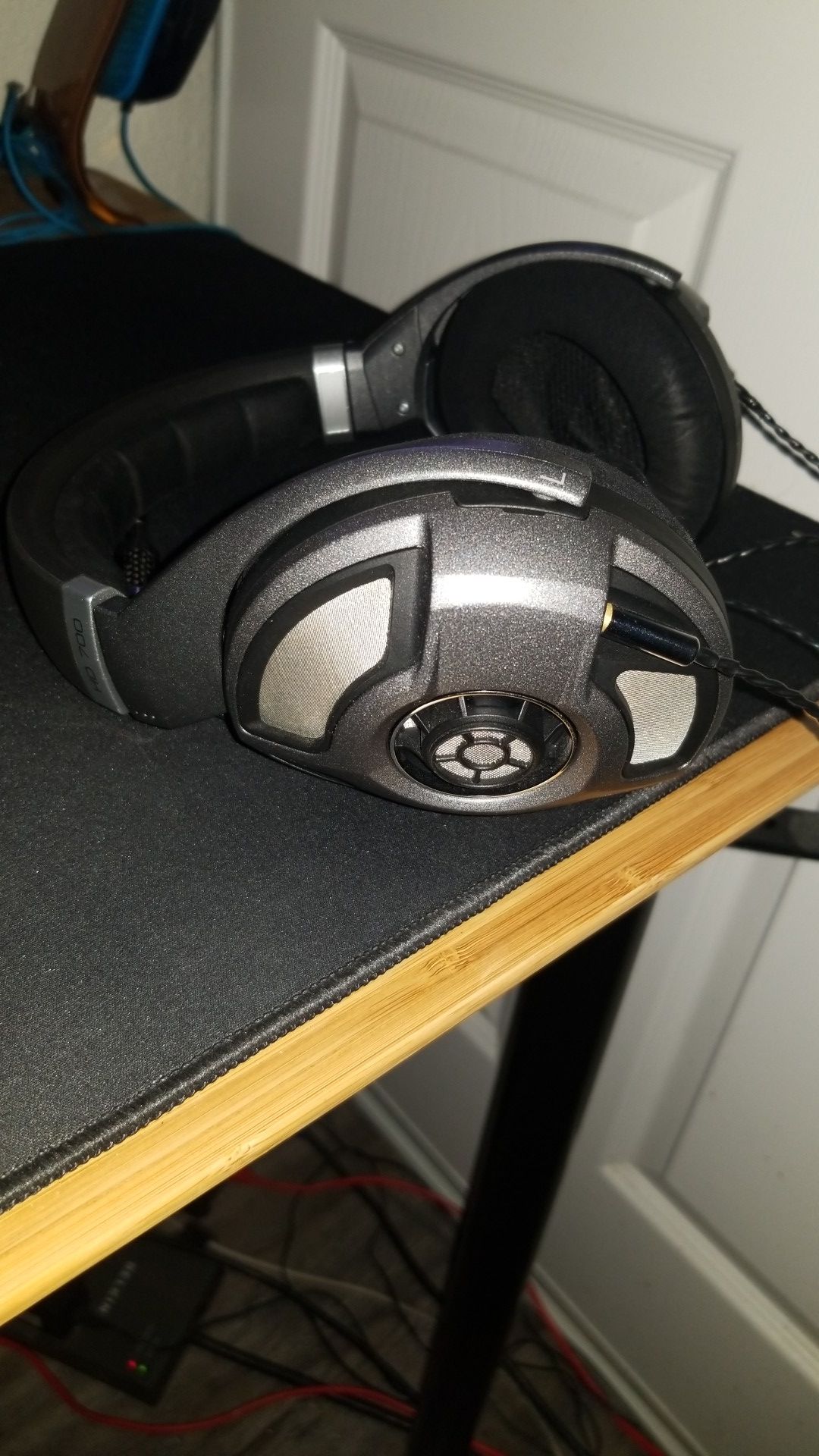 Sennheiser HD700