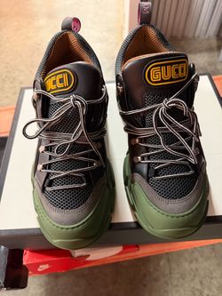 Gucci Size 43 (10)