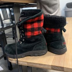 Used UGG waterproof kids Snow/winter Boots