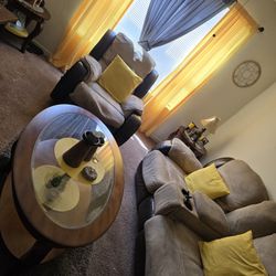 All Sofa And Table. Los 3 Reclinables Y Las 3 Mesas