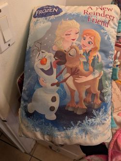 Frozen Story Pillow