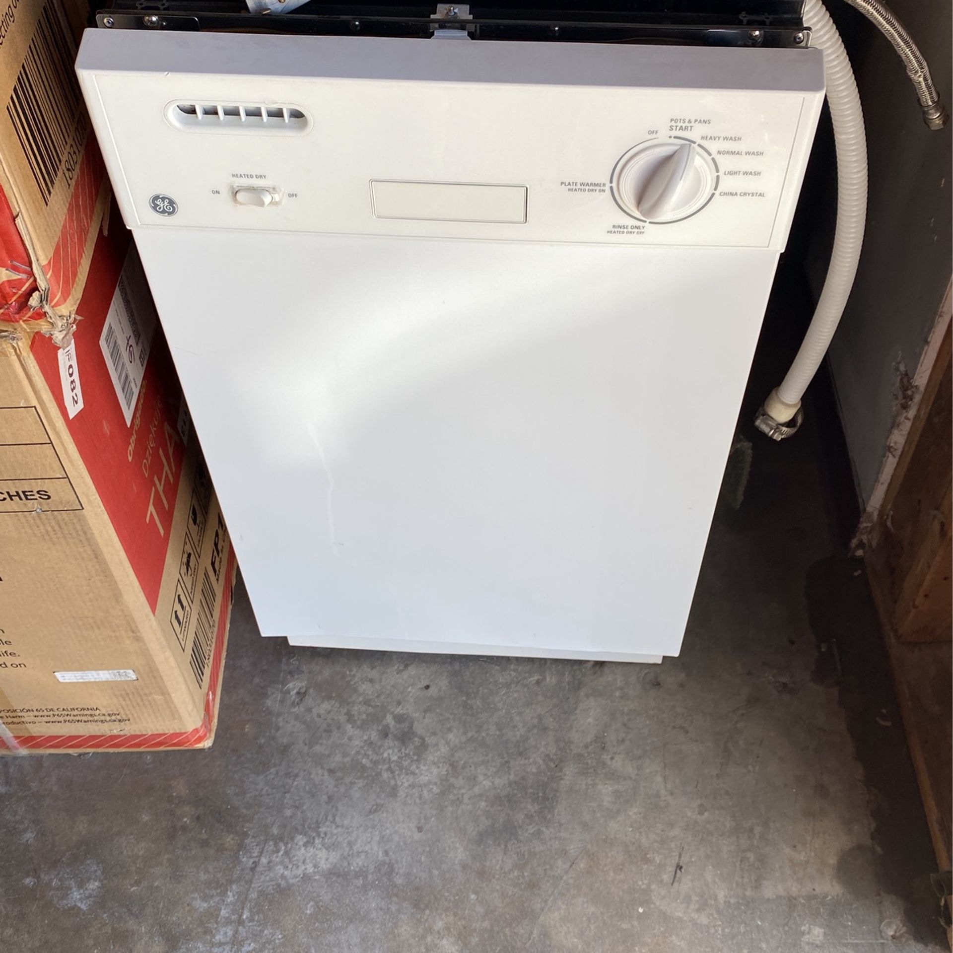 Ge dishwasher 18 inch used good condition