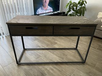Oversized TV Stand/End Table