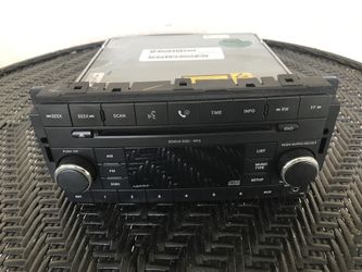 2007 Jeep Wrangler Stock Stereo Head Unit