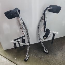 Skyrunner Jumping Stilts