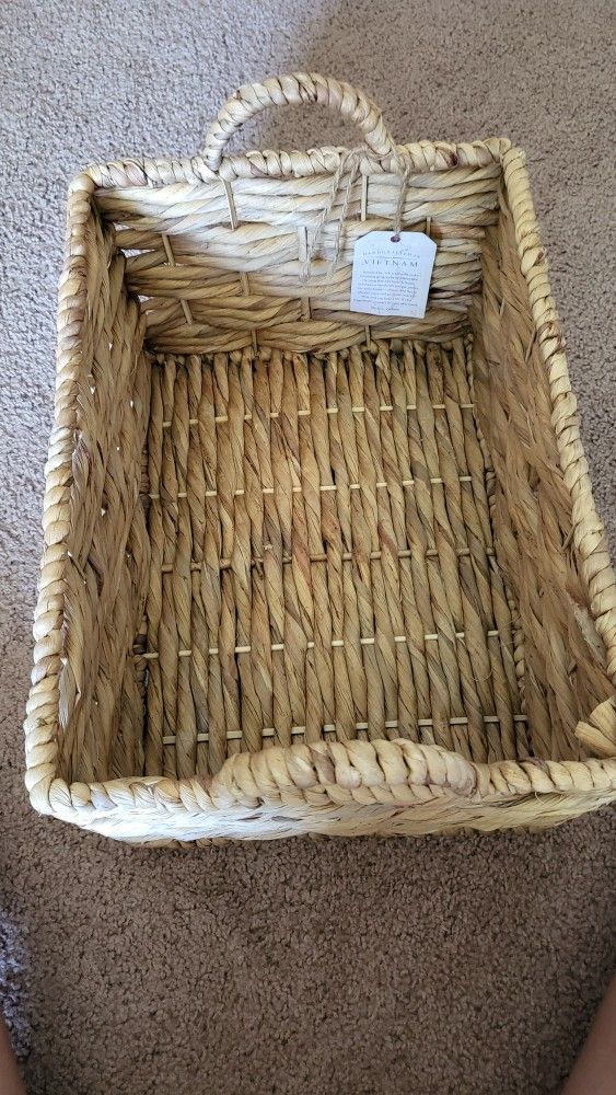 New Wicker Basket $15.00