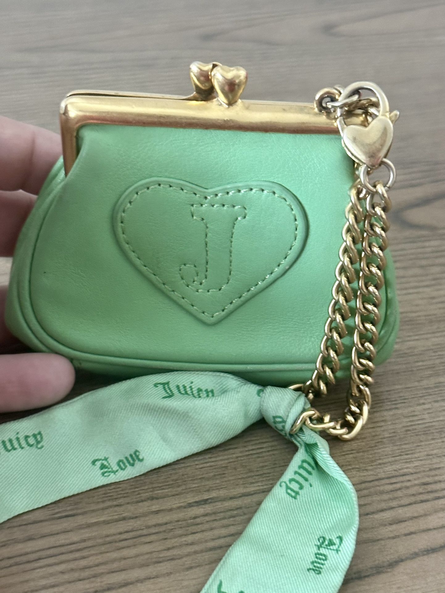 Juicy Couture green leather coin purse for Sale in Fontana CA OfferUp