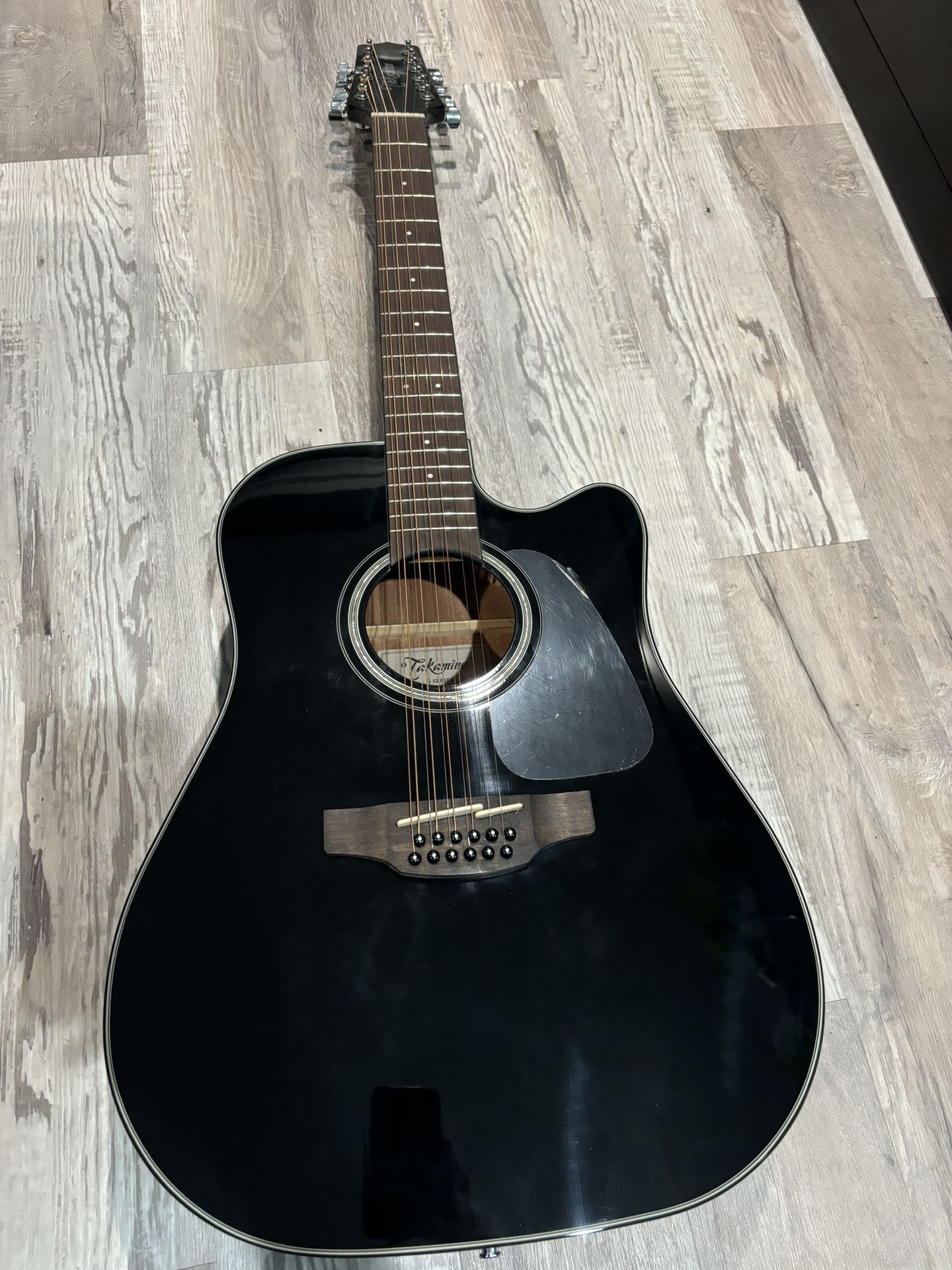Takamine guitarĀ (GD30CE-12 BLK)