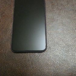 Apple IPhone 11 MWKM2LL/A 64GB Unlocked Verizon, AT&T, T-Mobile All carriers
