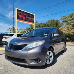 2013 Toyota Sienna