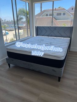 Queen size bed frame and mattress
