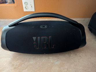 JBL Boombox 3