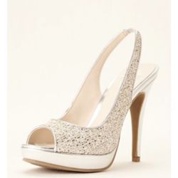 Davids Bridal- Simply Pelle Heels Size 5 1/2